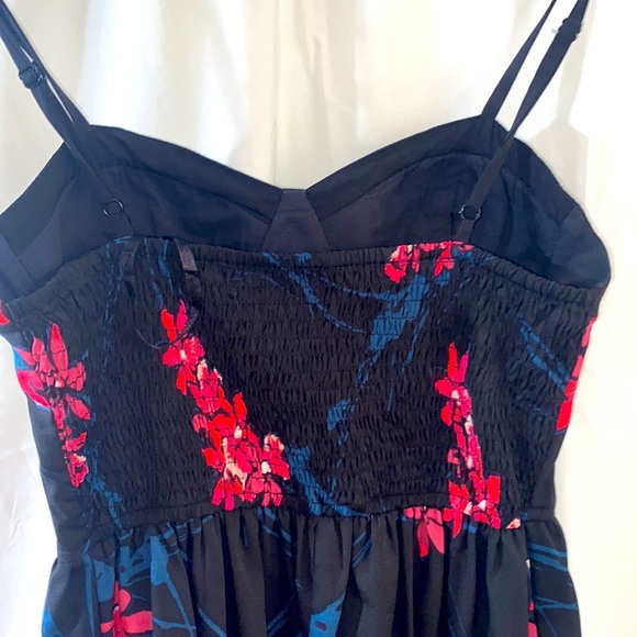 BAND OF GYPSIES Collective Floral Jumpsuit (NWOT) - Picture 8 of 9
